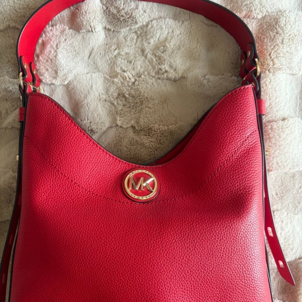 Michael Kors Bowery Large Hobo Shoulder Bag – Bright Red – New with Tags & Dust